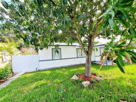 316 NW 100th Terrace Miami FL 33150