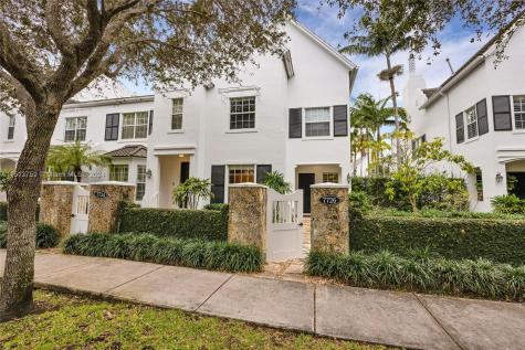 7726 SW 54th Avenue Miami FL 33143
