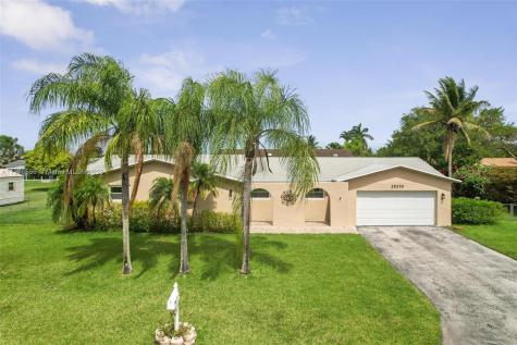 28235 SW 158th Place Homestead FL 33033