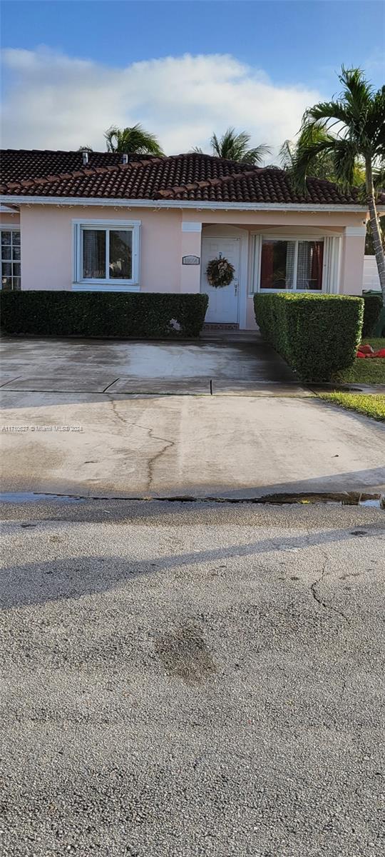 10554 SW 181st Street Miami FL 33157