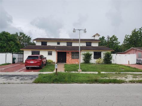14984 SW 304th Terrace Homestead FL 33033