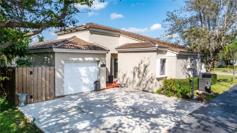 10961 SW 73rd Street Miami FL 33173