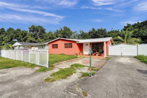3153 NW 47th Street Miami FL 33142