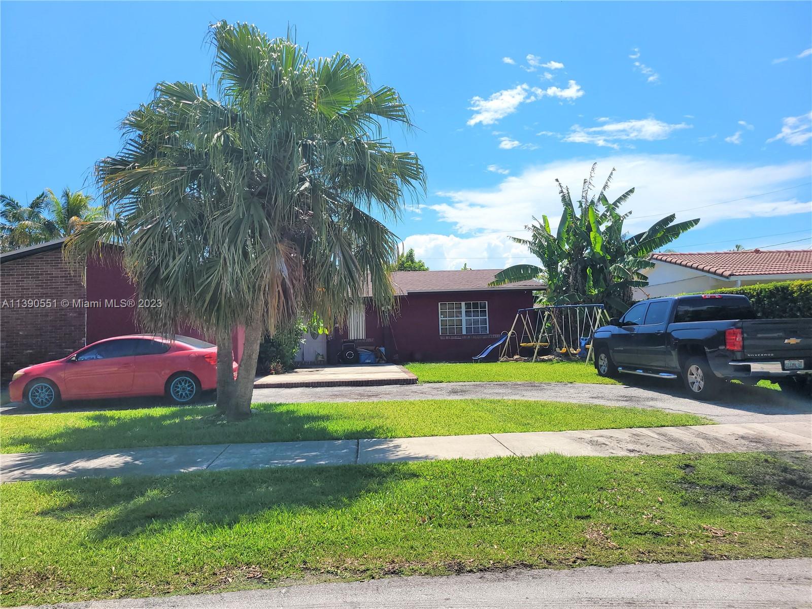 19023 SW 96th Avenue Cutler Bay FL 33157