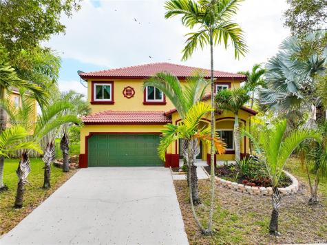 8762 SW 212th Terrace Cutler Bay FL 33189