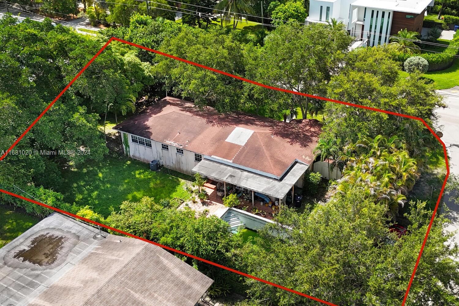 5885 SW 80th Street South Miami FL 33143