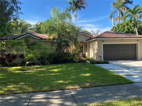 9712 SW 213th Terrace Cutler Bay FL 33189