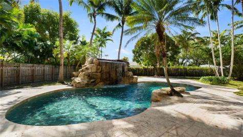 18150 SW 77th Avenue Palmetto Bay FL 33157