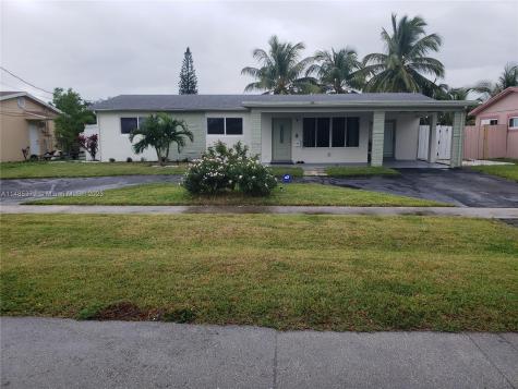 370 NW 40th Street Deerfield Beach FL 33064