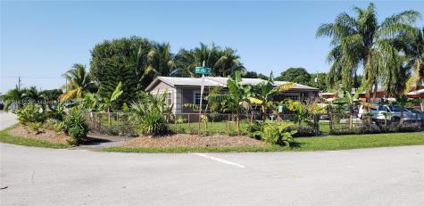 16830 NW 40th Avenue Miami Gardens FL 33055