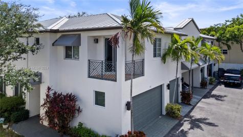712 SE 2nd Street Pompano Beach FL 33060