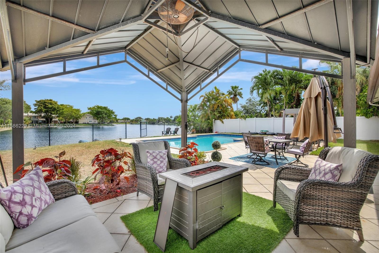 4975 NW 6th Street Coconut Creek FL 33063