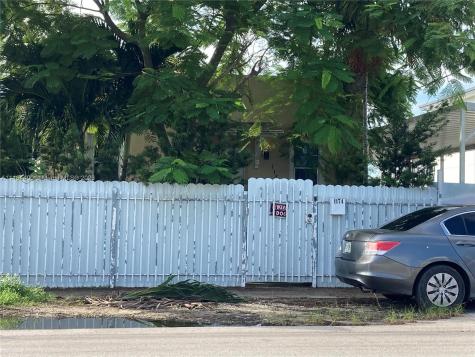1174 NW 67th Street Miami FL 33150