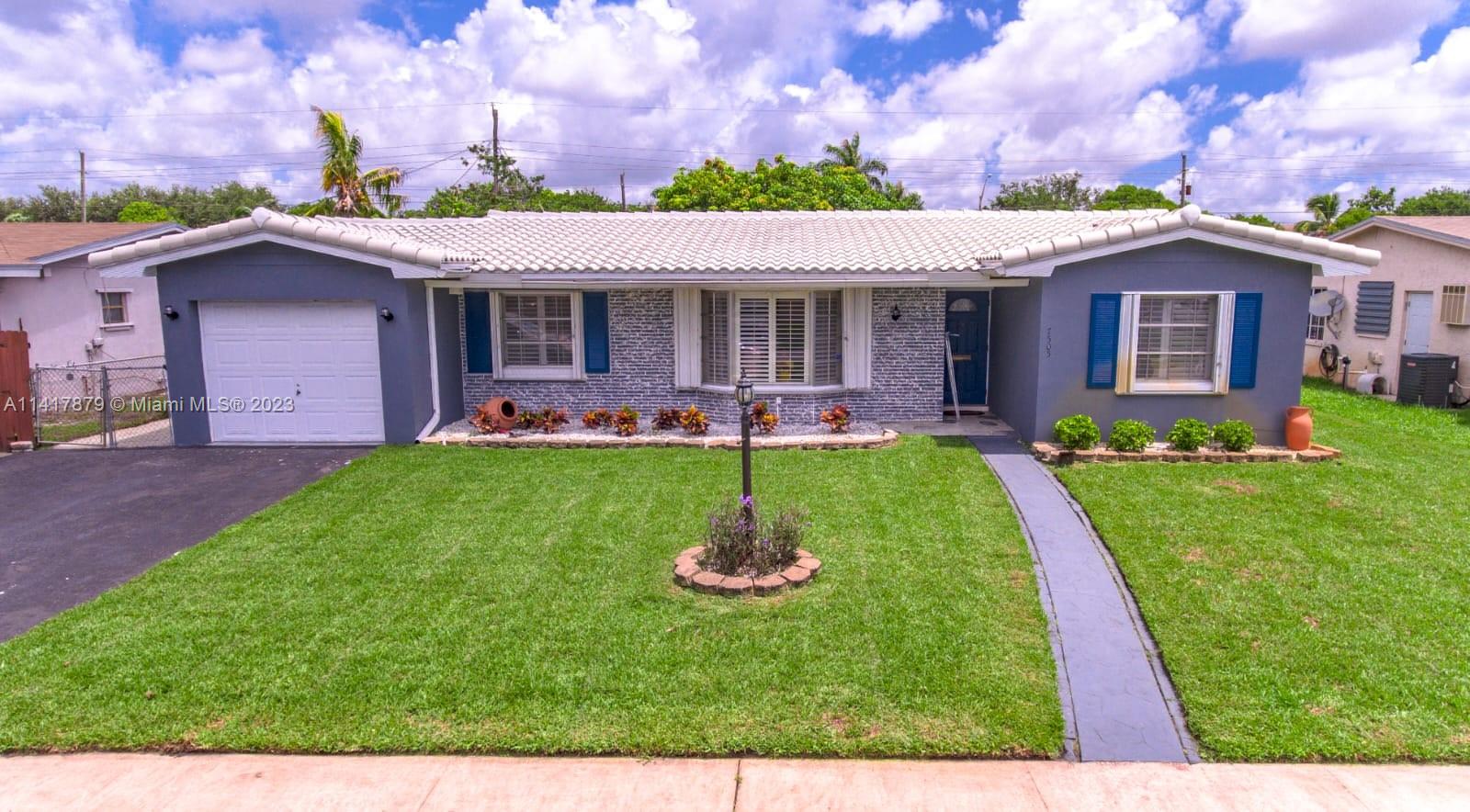 7505 Roosevelt Street Hollywood FL 33024