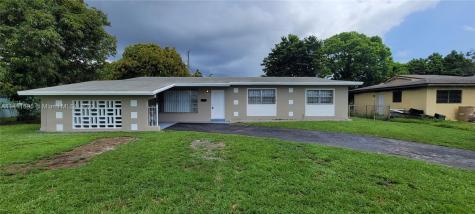 2921 NW 189th Street Miami Gardens FL 33056