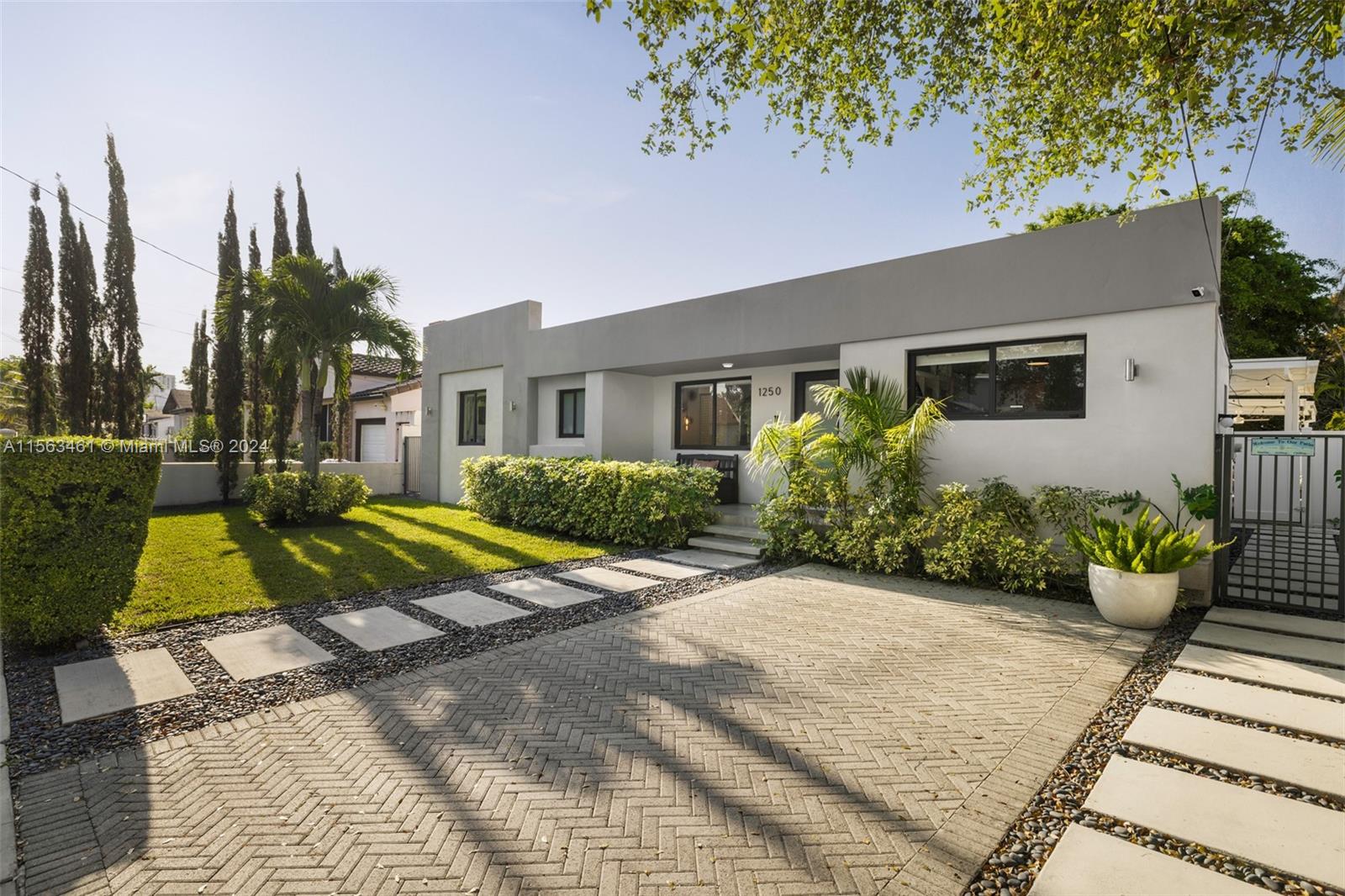 1250 SW 17th Terrace Miami FL 33145