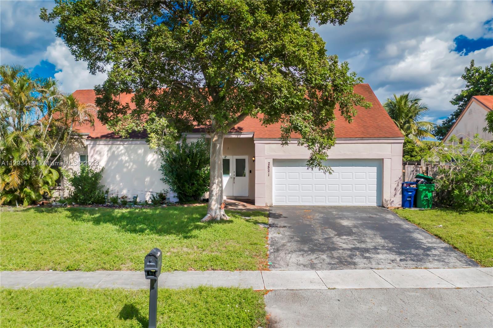 2821 Buttonwood Avenue Miramar FL 33025