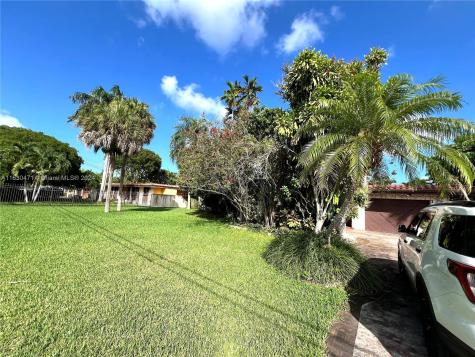 14833 N Spur Drive Miami FL 33161