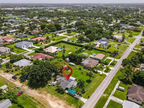 205 NE 18th Street Homestead FL 33030