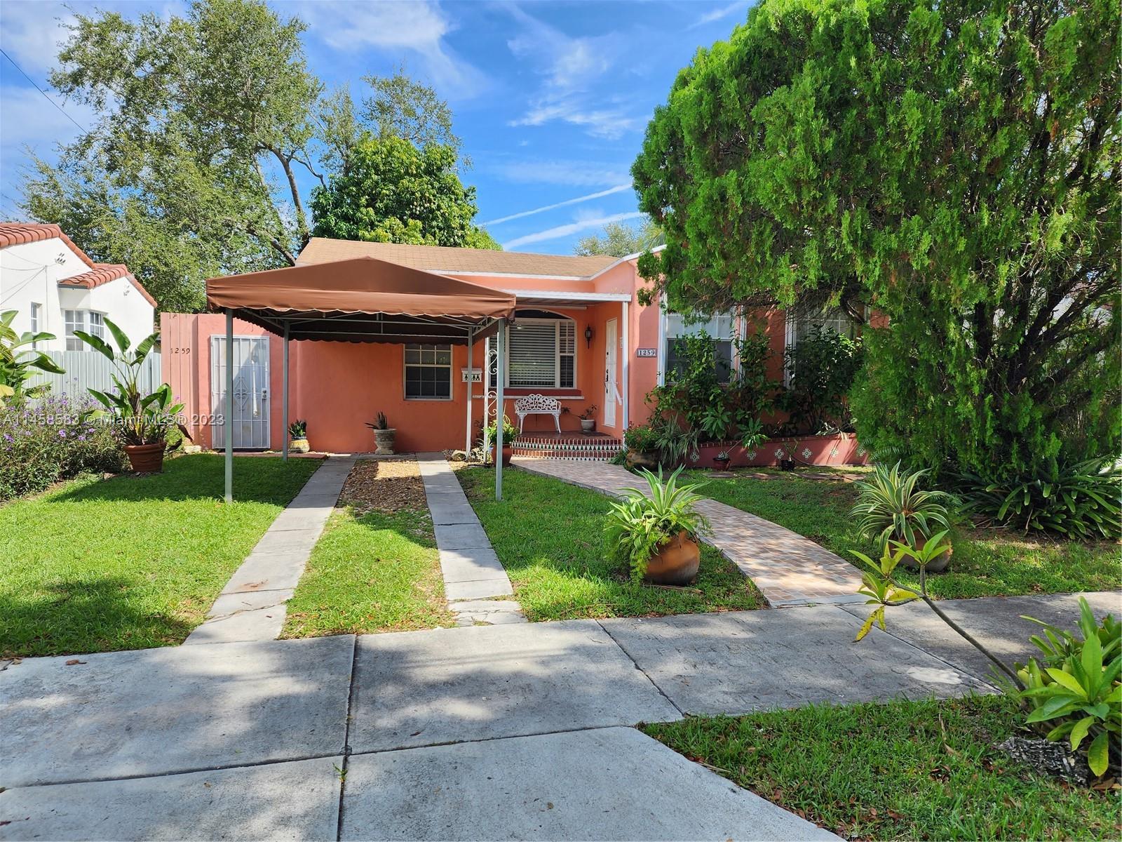 1259 SW 20th Street Miami FL 33145