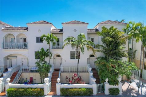 10067 Bay Harbor Terrace Bay Harbor Islands FL 33154
