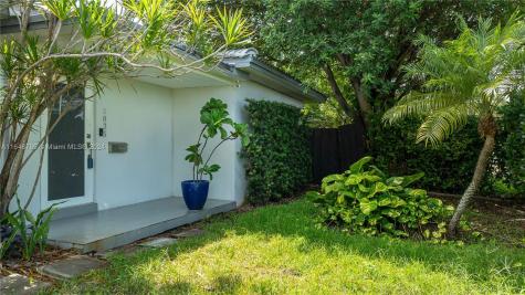 6835 Rue Granville Miami Beach FL 33141