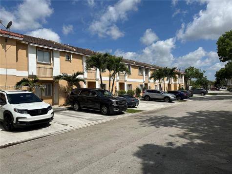 17816 SW 141st Court Miami FL 33177