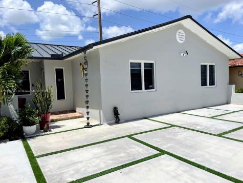 13753 SW 9th Street Miami FL 33184