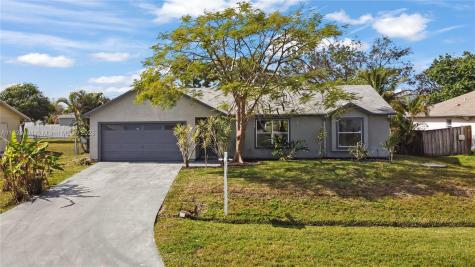 1642 SW Angelico Lane Port St. Lucie FL 34984