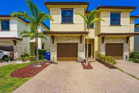 25137 SW 107th Court Homestead FL 33032
