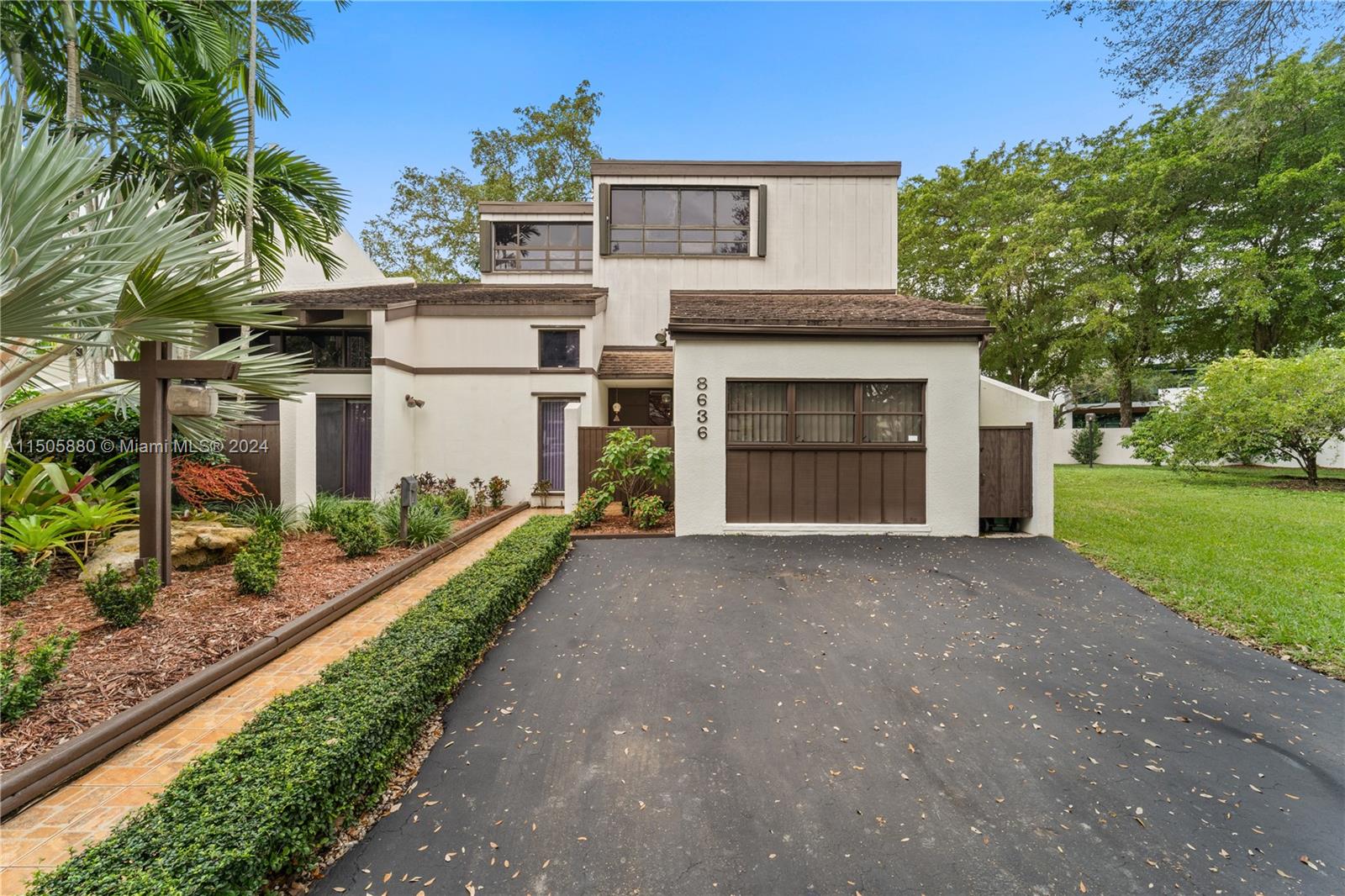 8636 SW 94th Street Miami FL 33156
