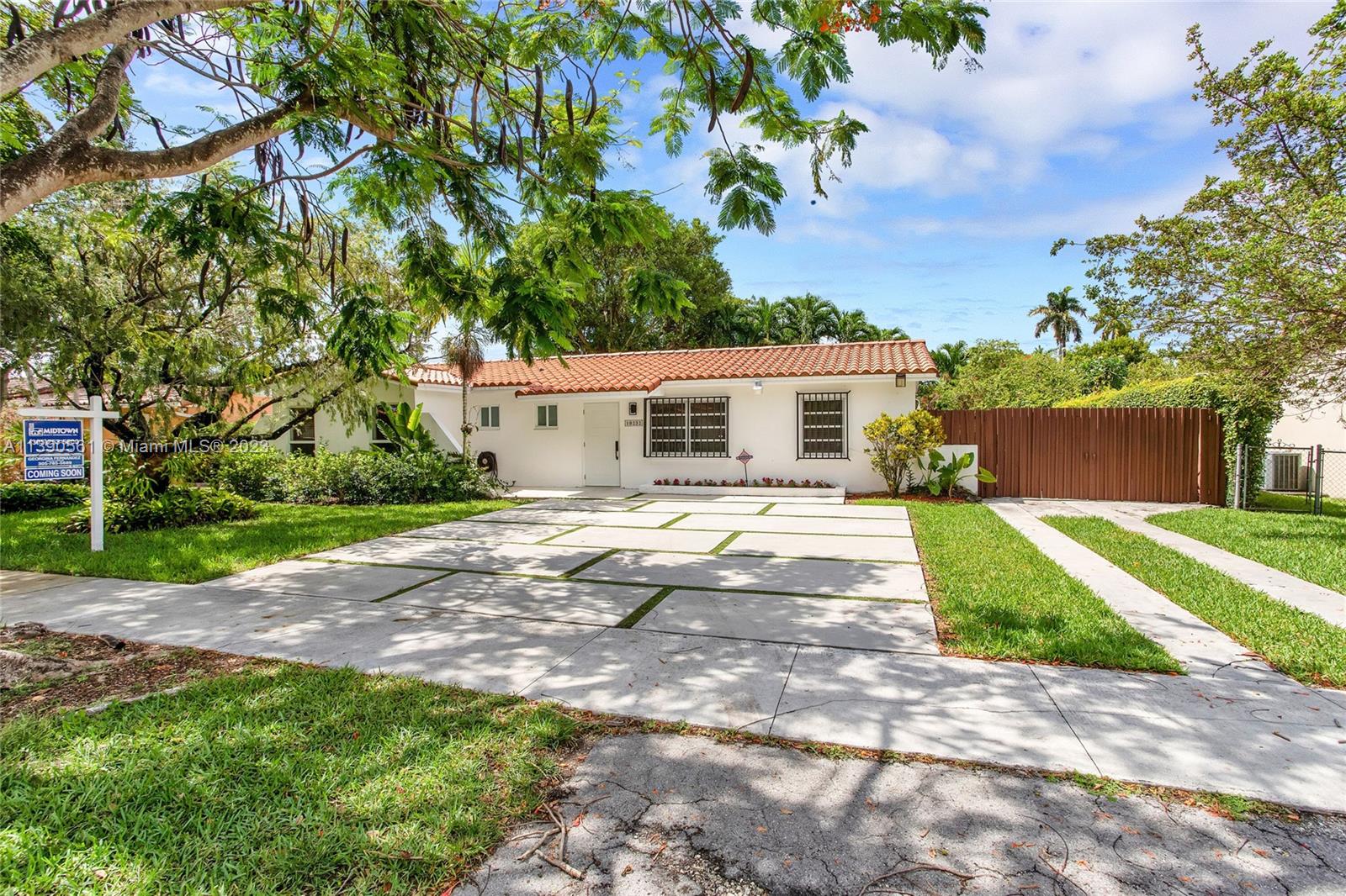 10232 SW 27th Street Miami FL 33165