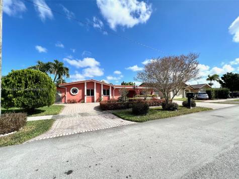 4631 W 8th Lane Hialeah FL 33012