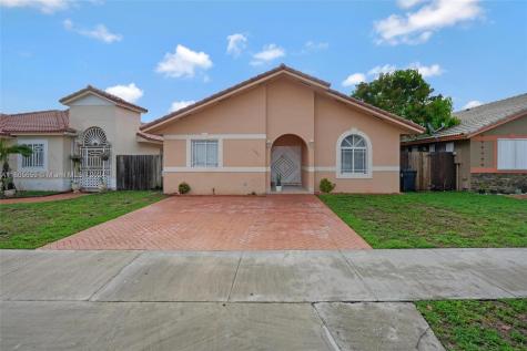 15313 NW 90th Avenue Miami Lakes FL 33018
