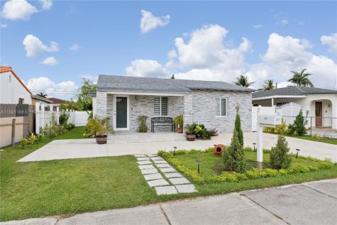3671 NW 18th Terrace Miami FL 33125
