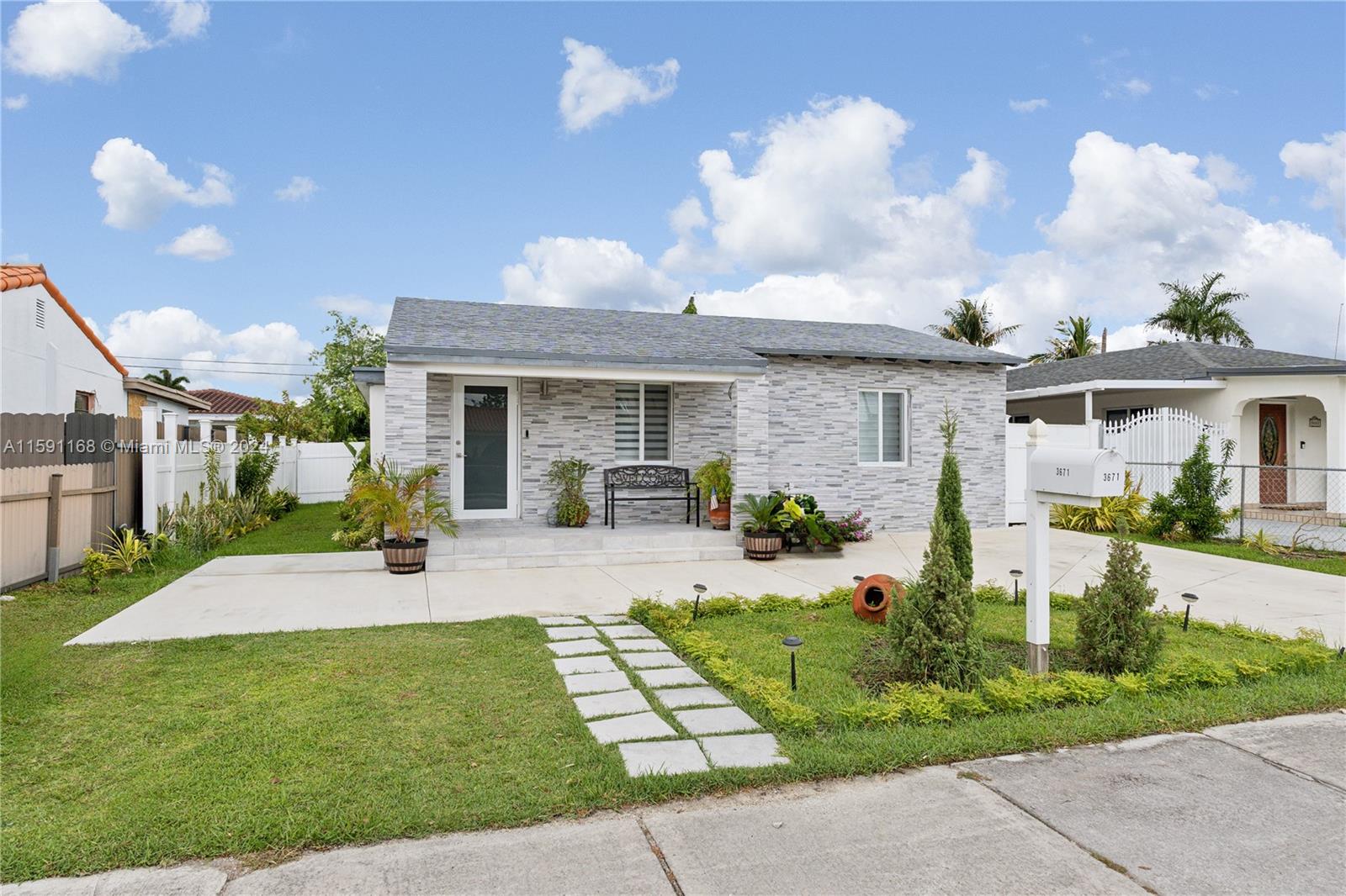 3671 NW 18th Terrace Miami FL 33125