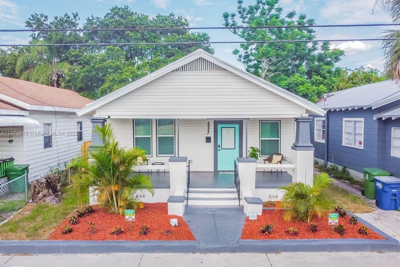 2923 N 15th Street Tampa FL 33605