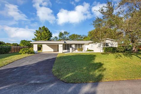8495 SW 186th Street Cutler Bay FL 33157