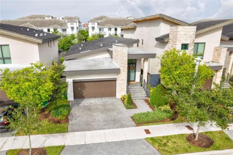7646 NW 103rd Place Doral FL 33178