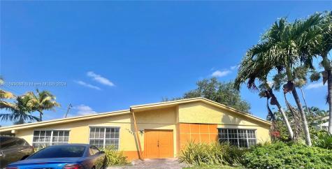 17600 NE 2nd Court North Miami Beach FL 33162