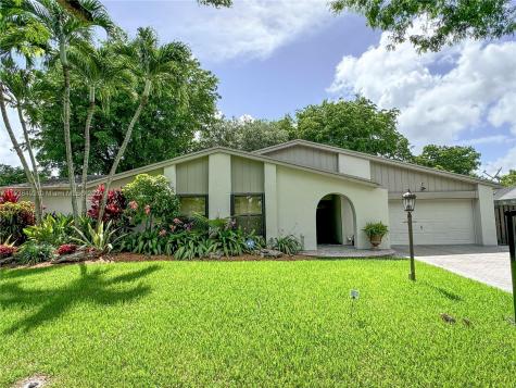 10910 SW 136th Court Miami FL 33186
