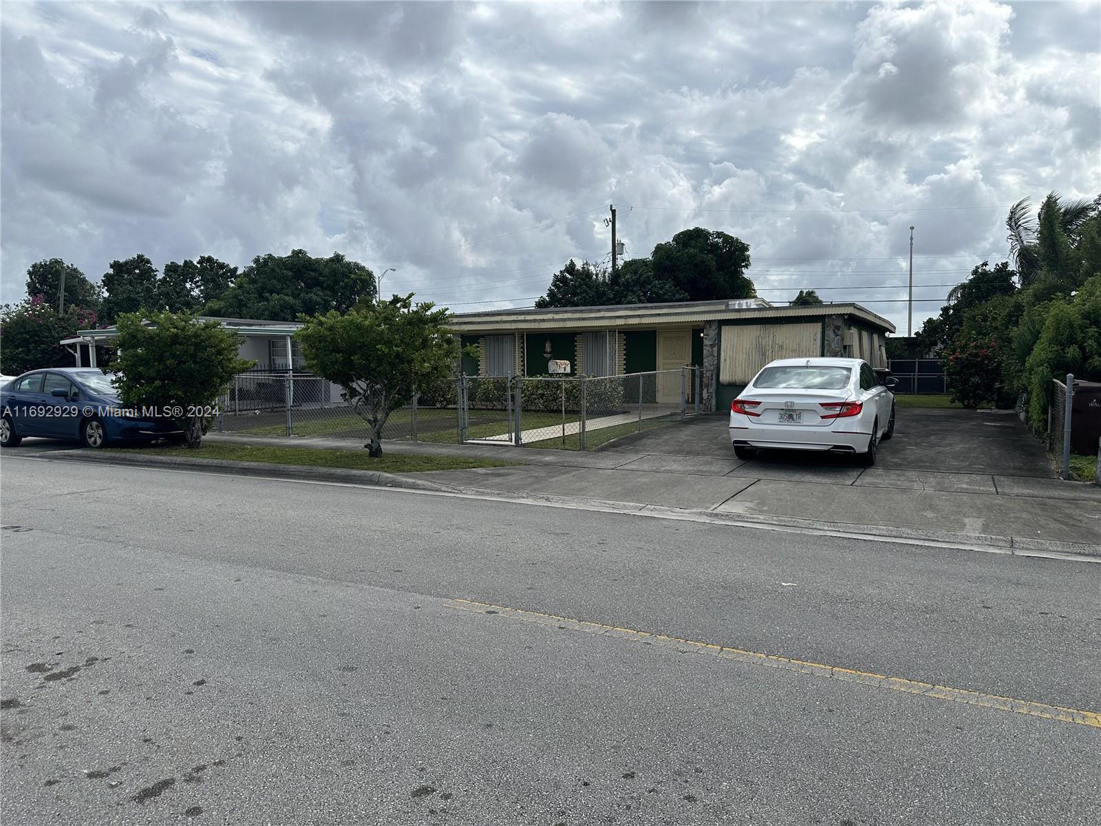 350 W 36th Terrace Hialeah FL 33012