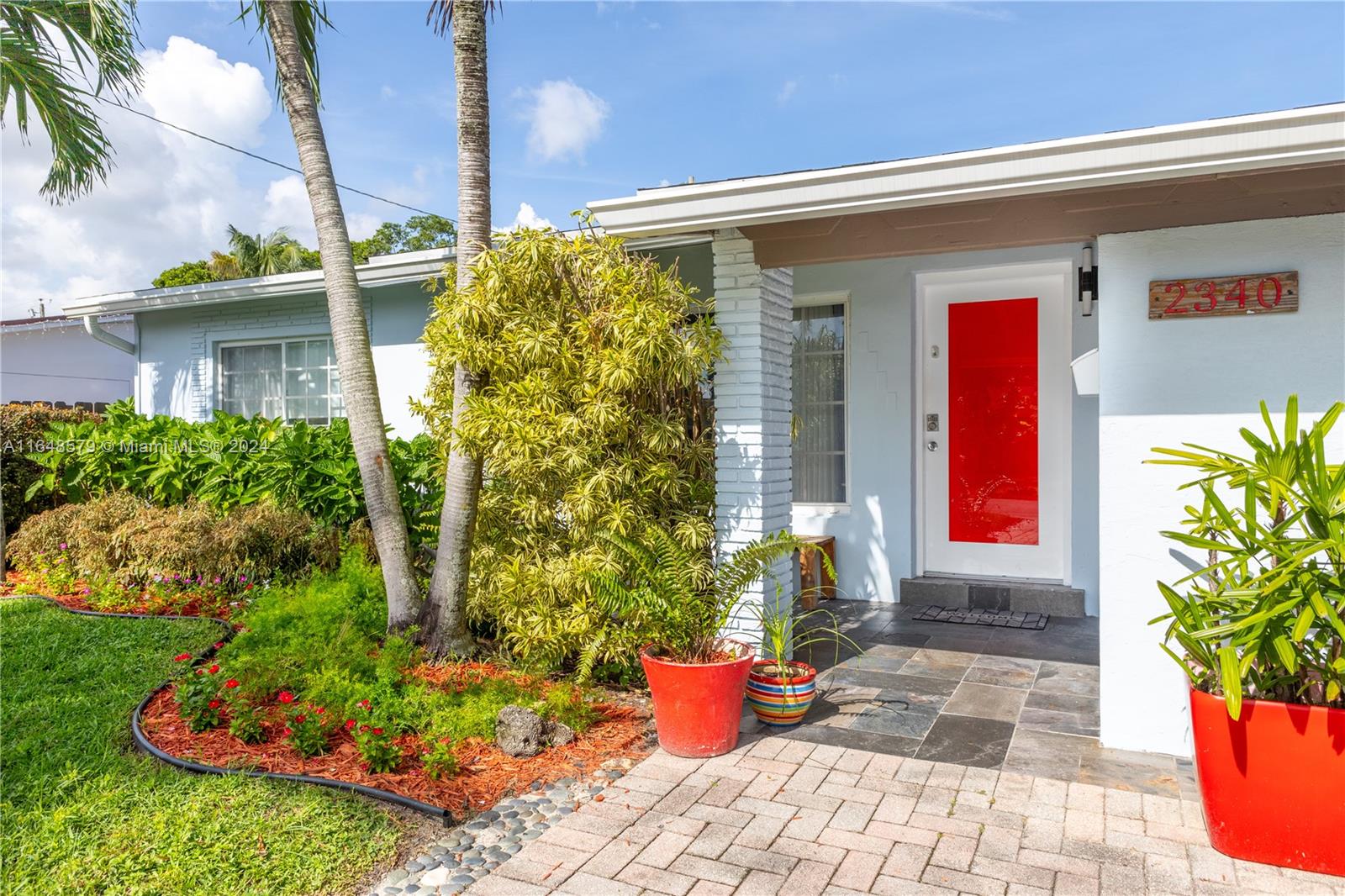 2340 N 69th Terrace Hollywood FL 33024
