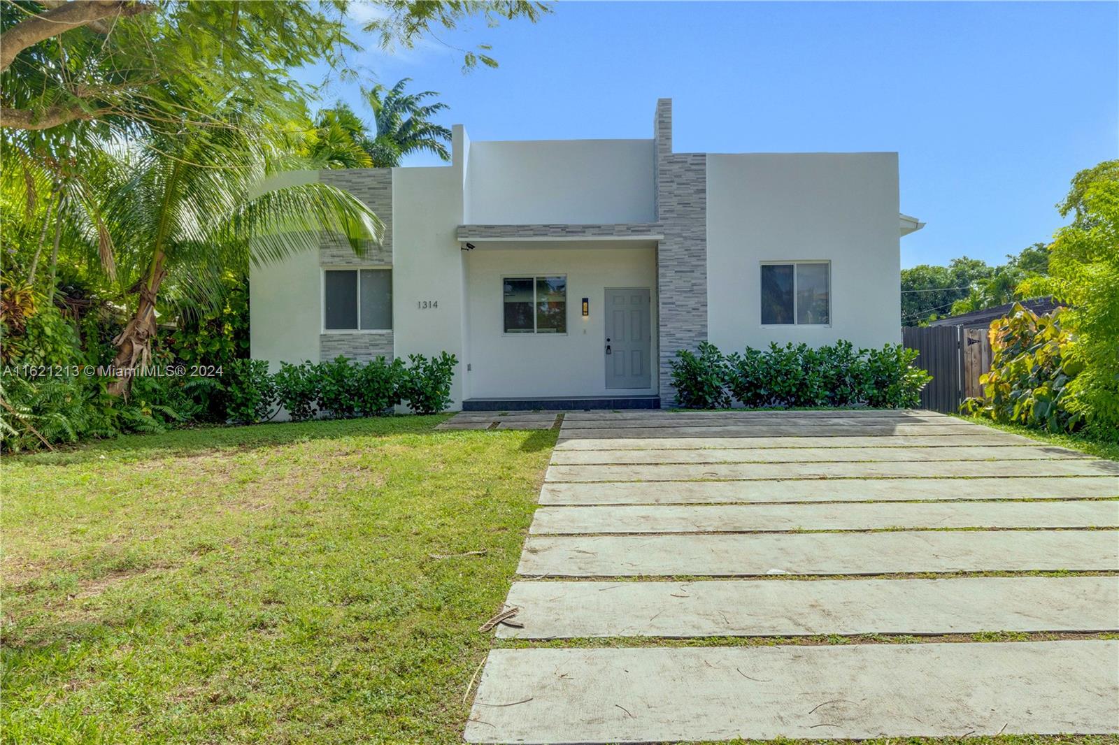 1314 NE 181st Street North Miami Beach FL 33162