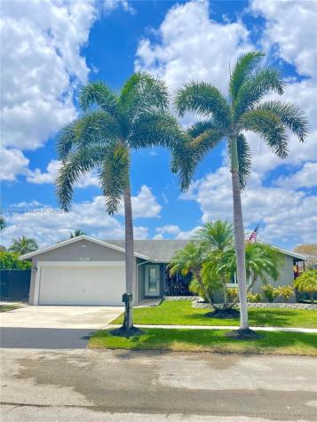 5219 NW 99th Avenue Sunrise FL 33351