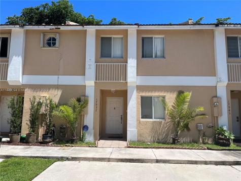 17937 SW 140th Court Miami FL 33177