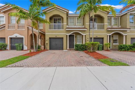 2564 SE 15th Court Homestead FL 33035