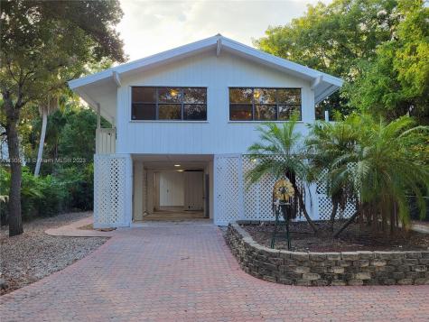 243 Buttonwood Shores Drive Key Largo FL 33037