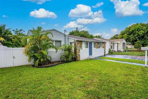 1376 NW 41st Street Miami FL 33142