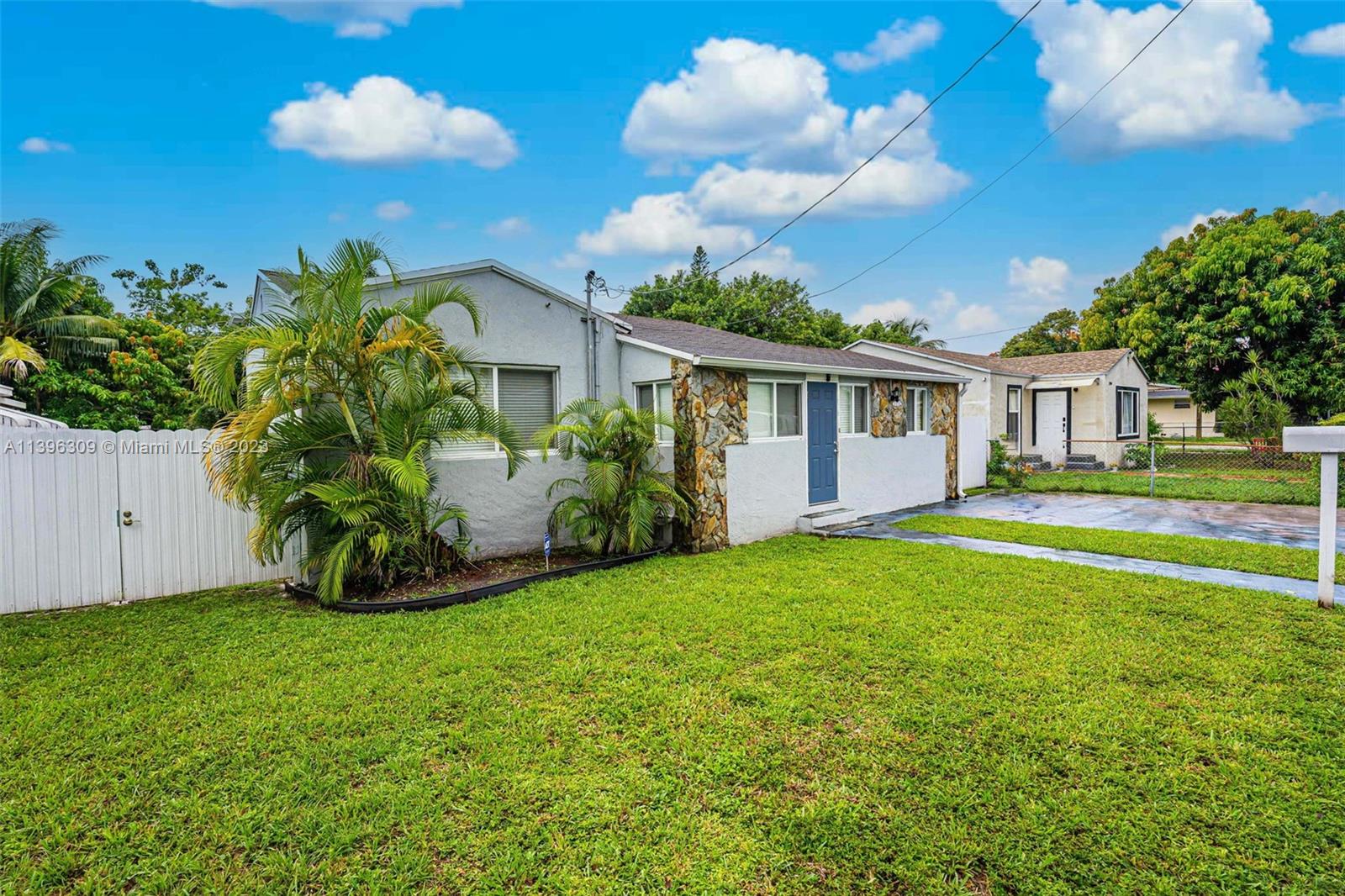 1376 NW 41st Street Miami FL 33142
